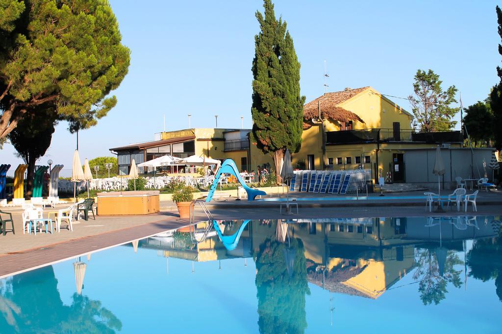 Camping Village Mar Y Sierra San Costanzo Экстерьер фото