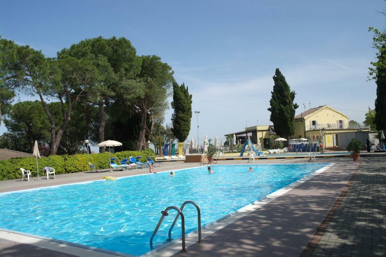 Camping Village Mar Y Sierra San Costanzo Экстерьер фото